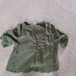 Forever 21 short sleeve blouse